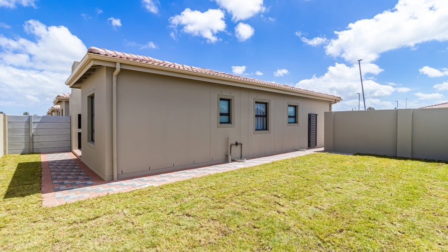To Let 3 Bedroom Property for Rent in Stellendale Western Cape